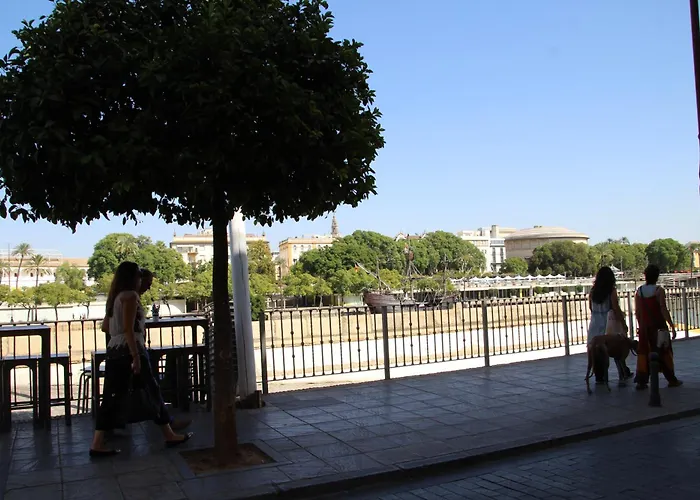 Luisahouse, En El Corazon De Sevilla Y Triana